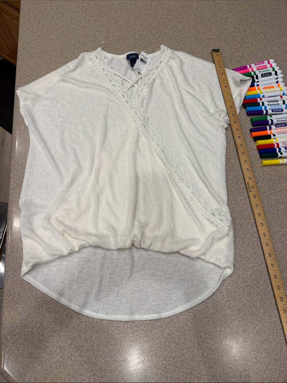 NWT Daytrip Cream Crochet-Trim V-Neck Tunic Top size XL
